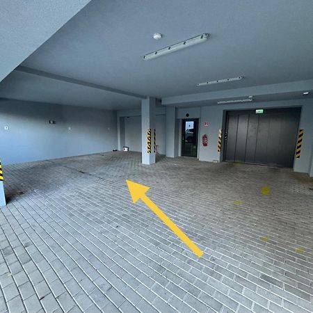 New Apartment 6 - Self Check In, Free Parking Bratislava Bagian luar foto