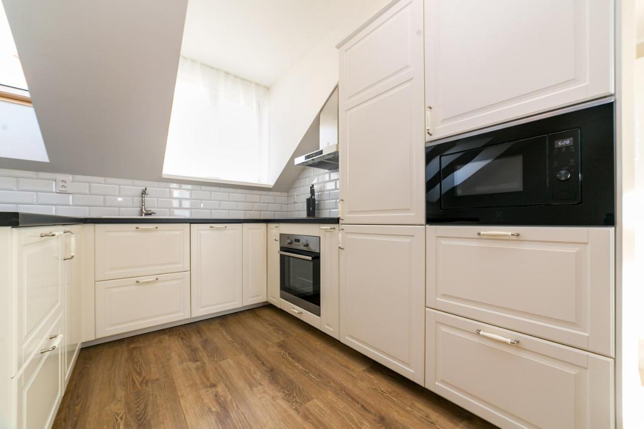 New Apartment 6 - Self Check In, Free Parking Bratislava Bagian luar foto